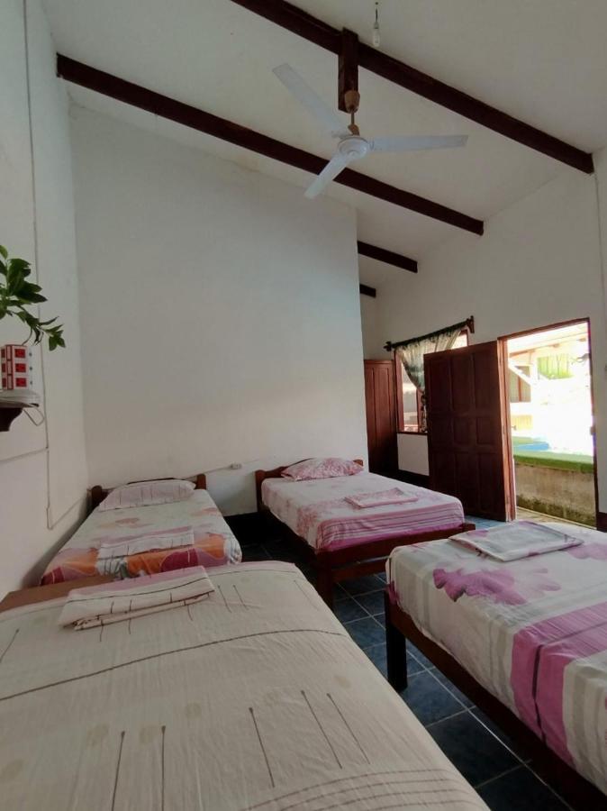 El Curichal Hostel Руренабаке Екстериор снимка